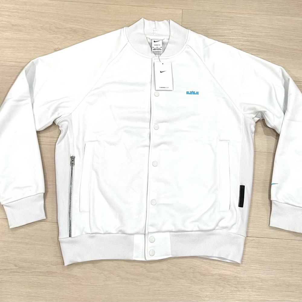 Nike LeBron Standard Issue Therma-FIT Varsity Jacket Mens Medium FZ1034 121 New